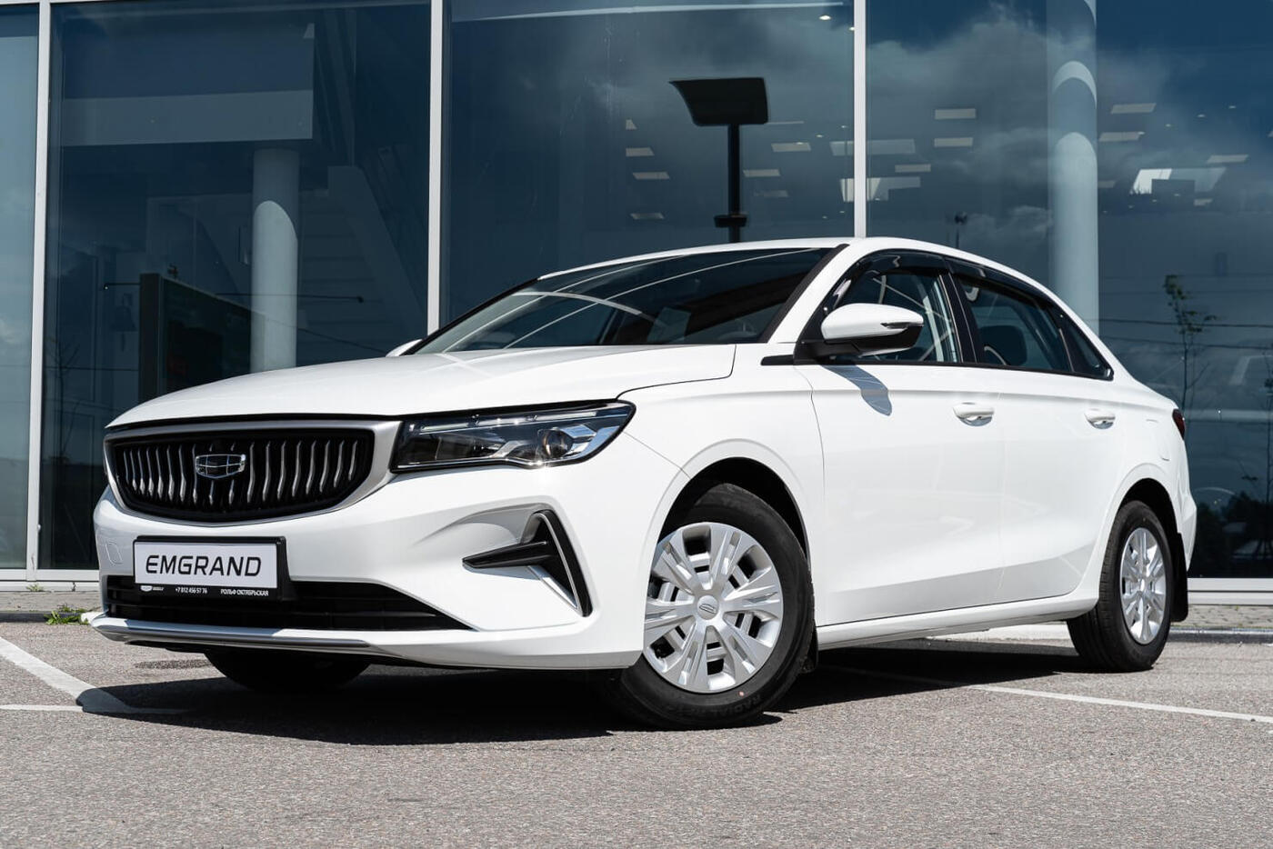 Geely Emgrand 2024 года